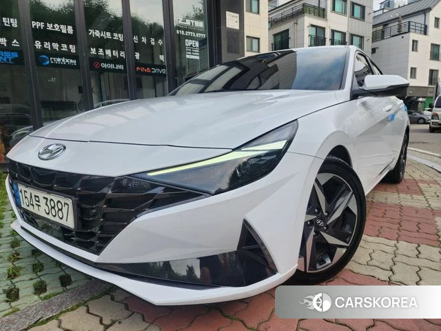 Hyundai Avante (CN7) 2021 Белый из Кореи