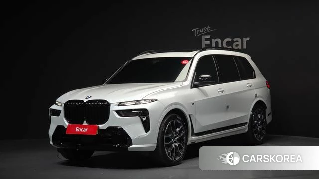 BMW X7 (G07) 2025 Белый из Кореи