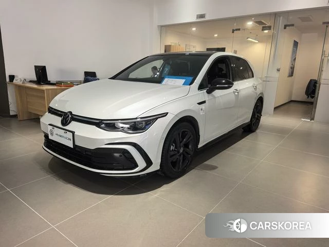 Volkswagen Golf 2024 Белый из Китая