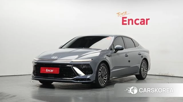 Hyundai Sonata D Edge Hybrid (DN8) 2023 Светло-серебряный цвет из Кореи