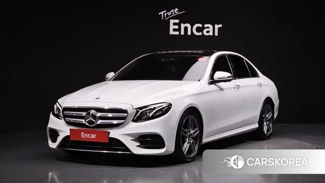 Mercedes-Benz E-Class W213 2019 Белый из Кореи