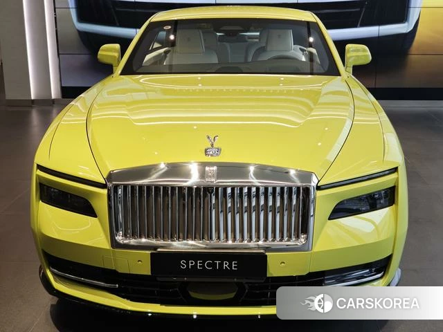 Rolls-Royce Chthonic 2023 Зеленый из Китая
