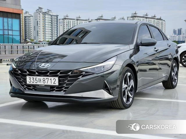 Hyundai Avante Hybrid (CN7) 2021 Белый из Кореи