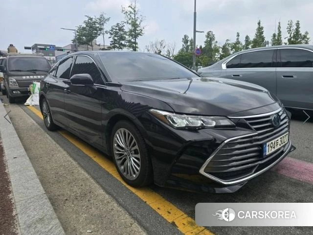 Toyota Avalon 5th Generation 2022 Черный из Кореи