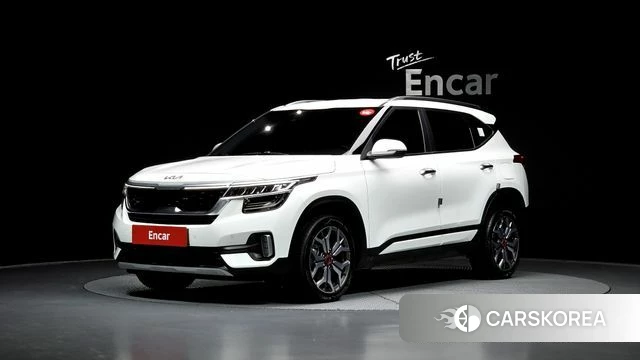 Kia Seltos 2022 Белый из Кореи