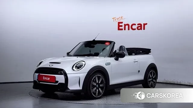 Mini Cooper S Convertible 2023 Белый из Кореи