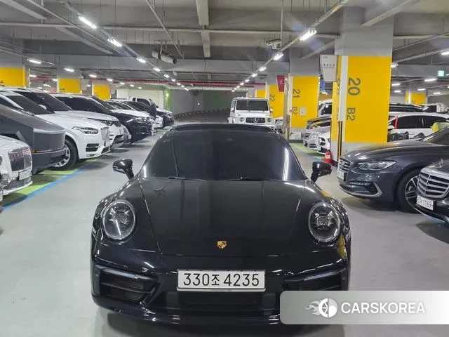 Porsche 911(992) 2020 Черный из Кореи