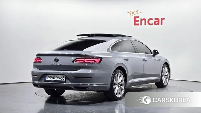 Volkswagen Arteon 2023 Серебряный из Кореи