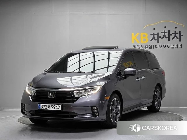 Honda Odyssey 2022 Серый из Кореи