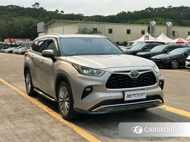 Toyota Highlander 2021 Шампань из Китая