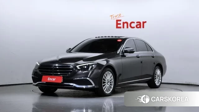 Mercedes-Benz E-Class W213 2021 Серый из Кореи
