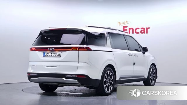 Kia Carnival 4th generation 2023 Белый из Кореи