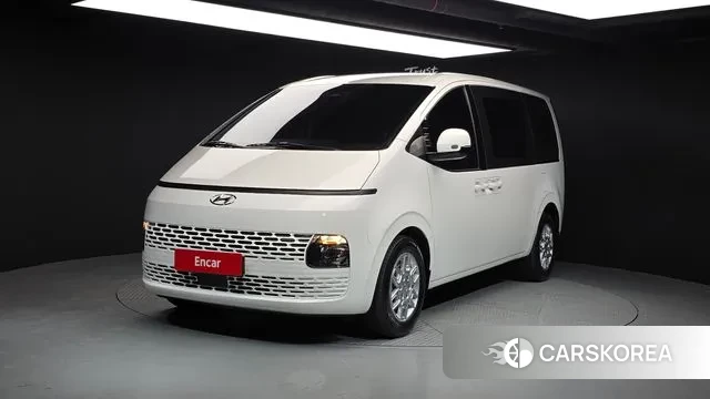 Hyundai Staria 2022 Белый из Кореи