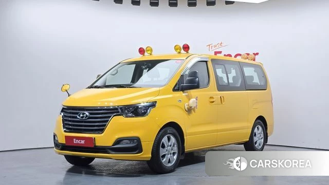 Hyundai The New Grand Starex 2018 Желтый из Кореи