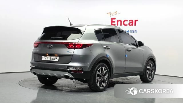 Kia Sportage The Bold 2019 Серебристо-серый из Кореи