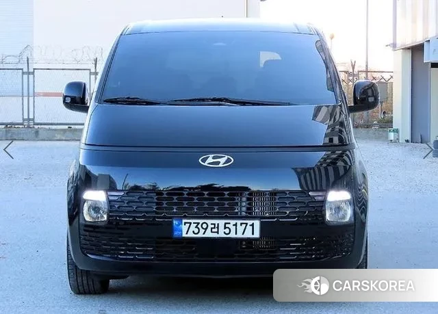 Hyundai Staria 2022 Черный из Кореи