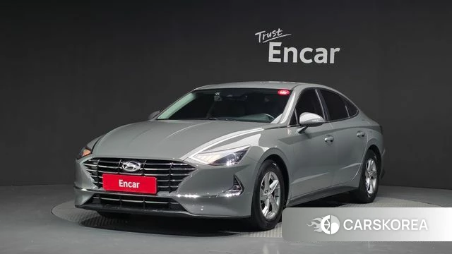 Hyundai Sonata (DN8) 2019 Серебристо-серый из Кореи