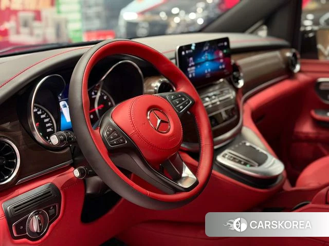 Mercedes-Benz V-class 2021 Черный из Китая