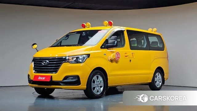 Hyundai The New Grand Starex 2019 Желтый из Кореи