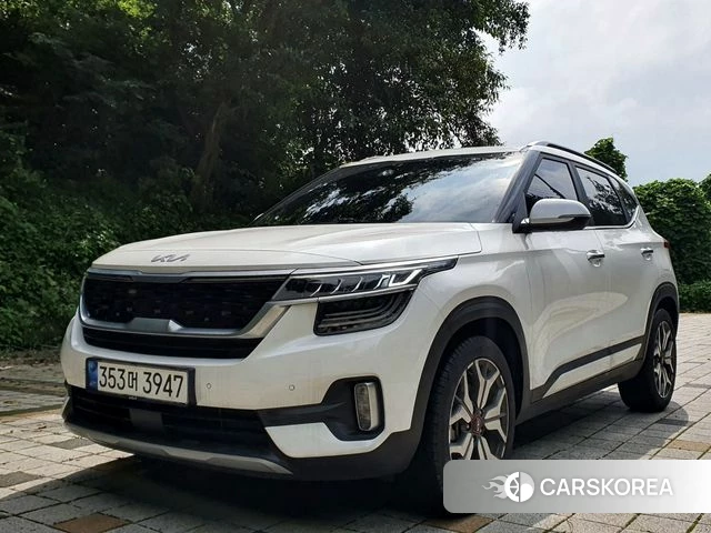 Kia Seltos 2021 Белый из Кореи