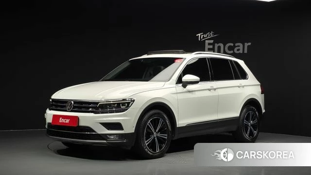 Volkswagen Tiguan second Generation 2019 Белый из Кореи