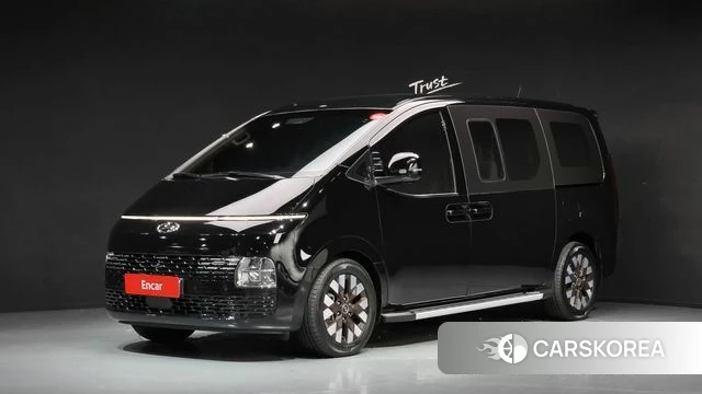 Hyundai Staria 2023 Черный из Кореи