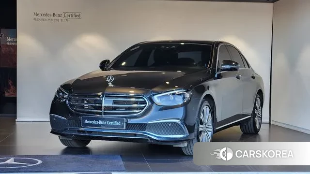 Mercedes-Benz E-Class W213 2021 Серый из Кореи