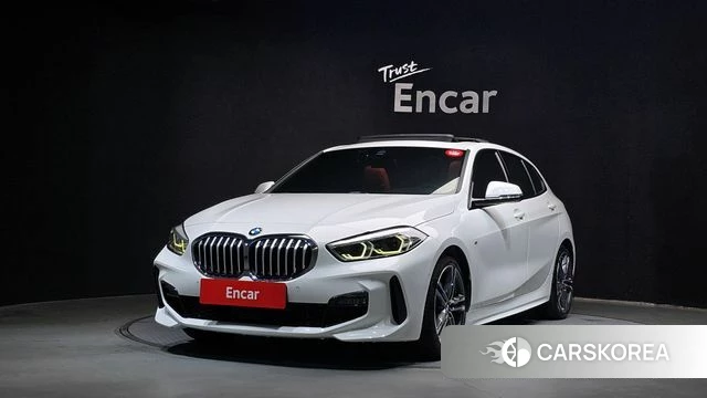 BMW 1 Series (F40) 2021 Белый из Кореи