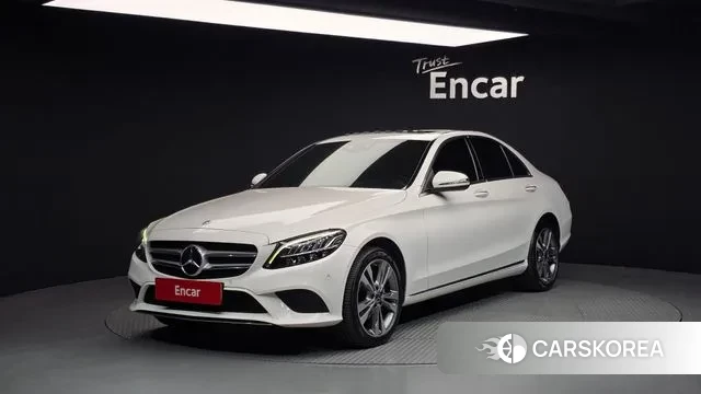 Mercedes-Benz C-Class W205 2020 Белый из Кореи