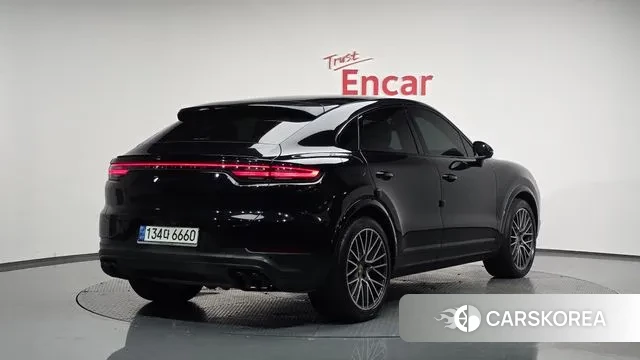 Porsche Cayenne (PO536) 2021 Черный из Кореи
