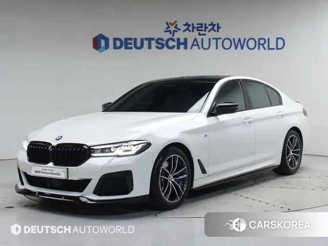 BMW 5 Series (G30) 2023 Белый из Кореи