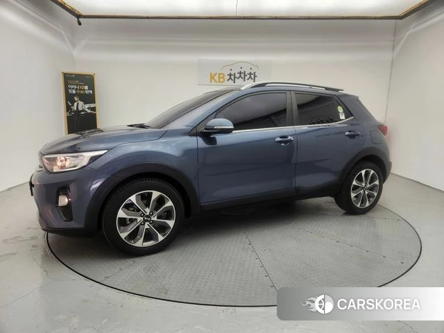 Kia Stonic 2019 Синий нефрит из Кореи