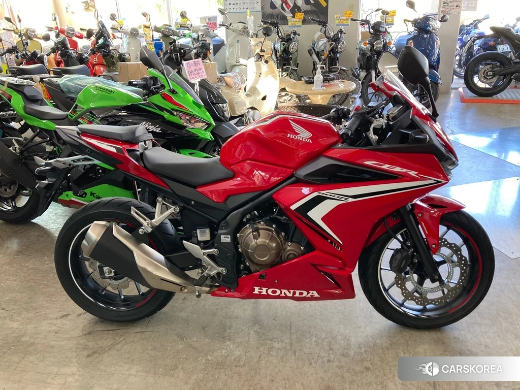 Проданный Honda CBR400R ABS 2021 из Японии