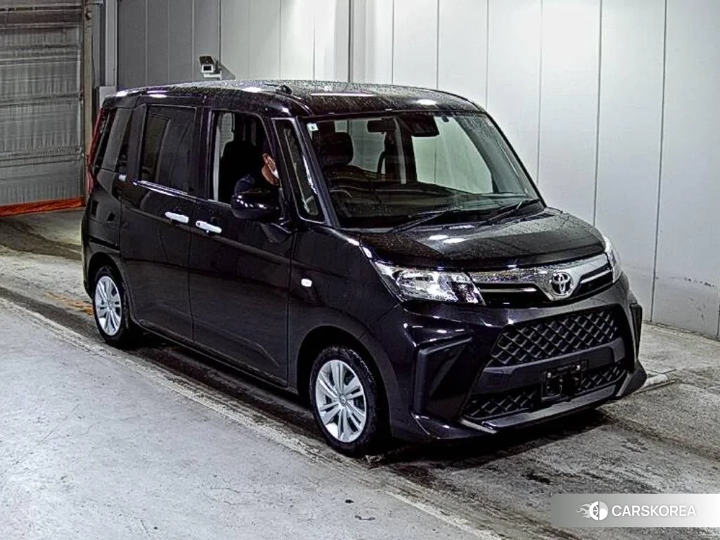 Toyota Roomy 2022 из Японии