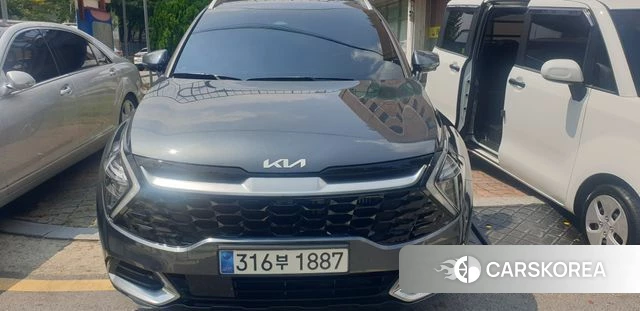 Kia Sportage 5th Generation Hybrid 2023 Серебристо-серый из Кореи