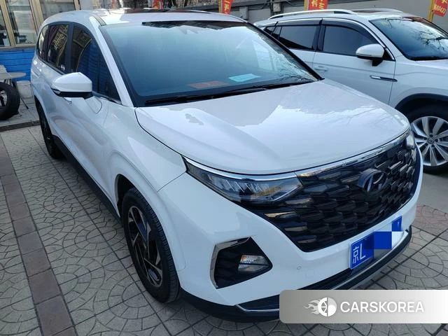 Hyundai Kustu 2024 Белый из Китая