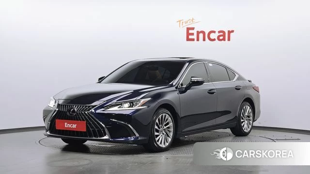 Lexus ES300h 7th generation 2022 Серый из Кореи