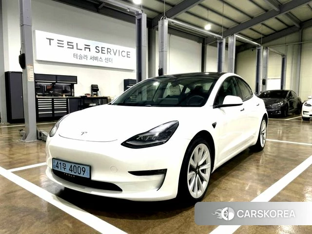 Tesla Model 3 2022 Белый из Кореи