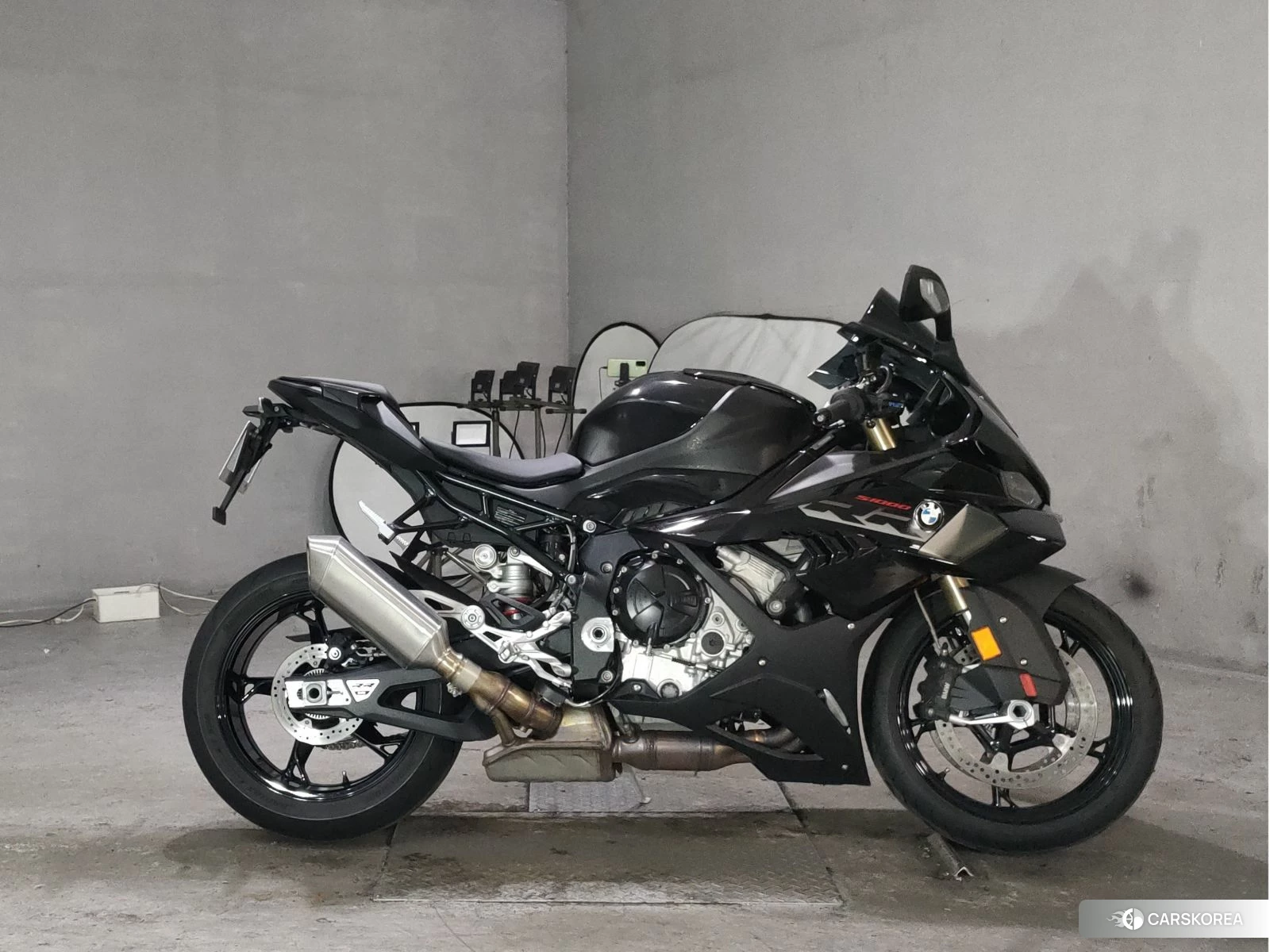 BMW S1000RR 2025 из Японии, фото 3