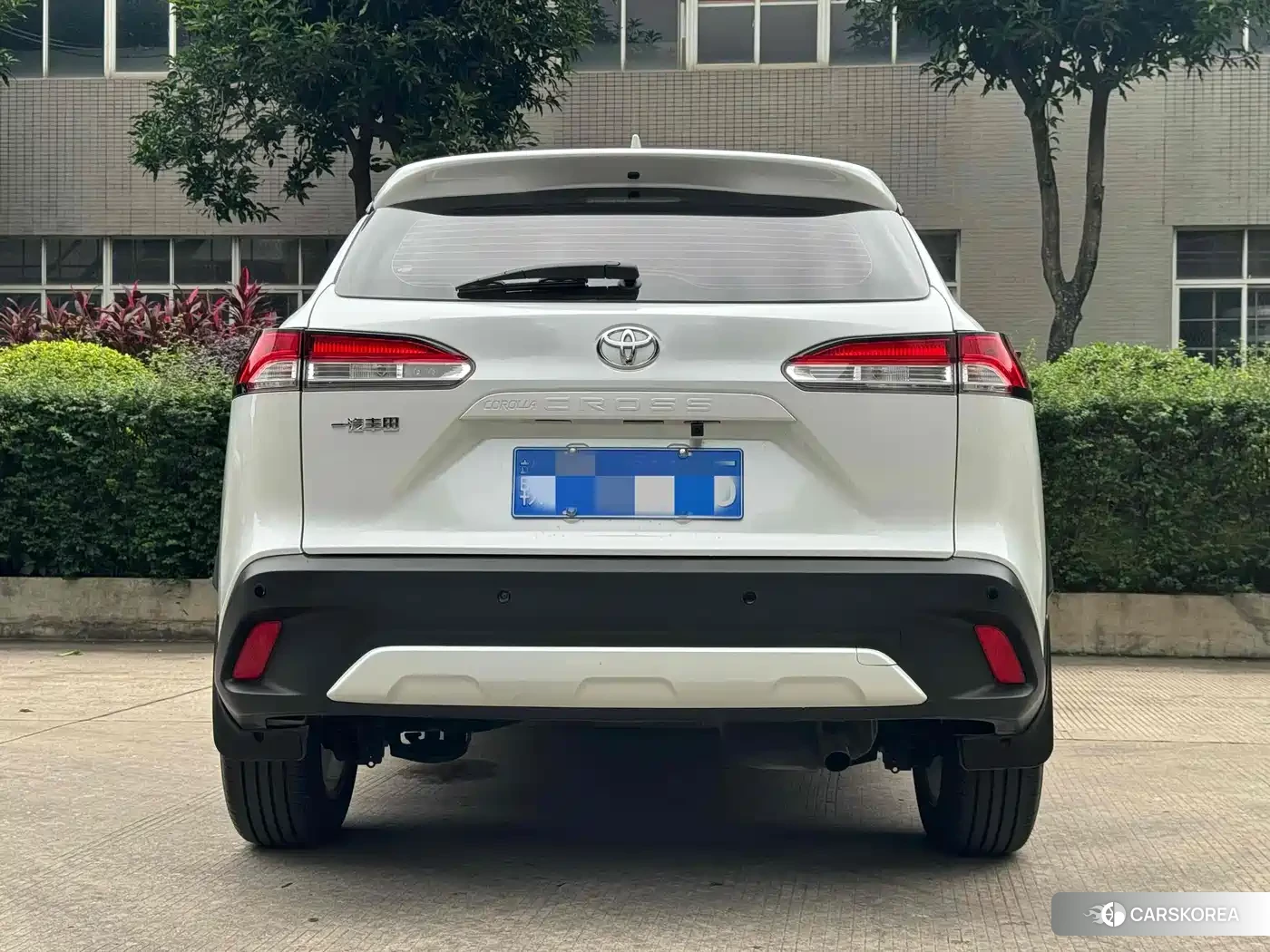 Toyota Corolla 2023 Белый из Китая