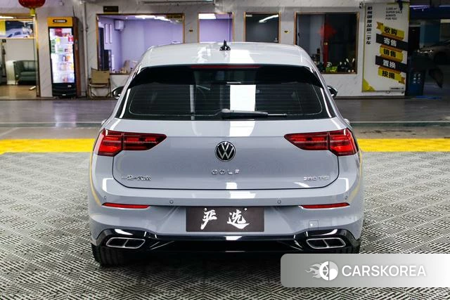 Volkswagen Golf 2022 Серебристо-серый из Китая