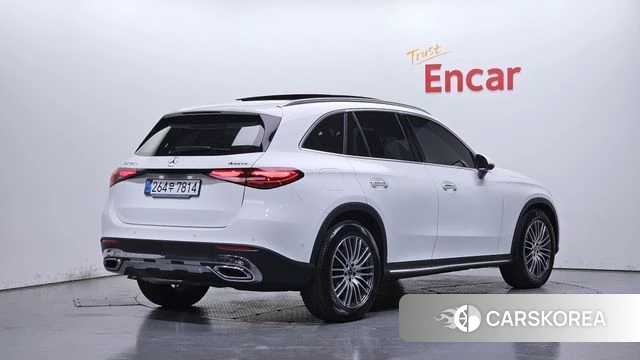 Mercedes-Benz GLC-Class X254 2025 Белый из Кореи