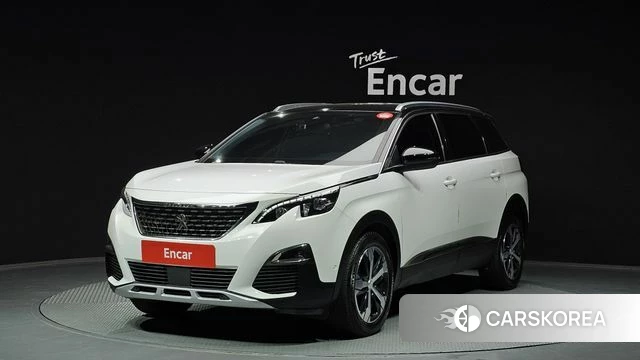 Peugeot 5008 second generation 2019 Белый из Кореи