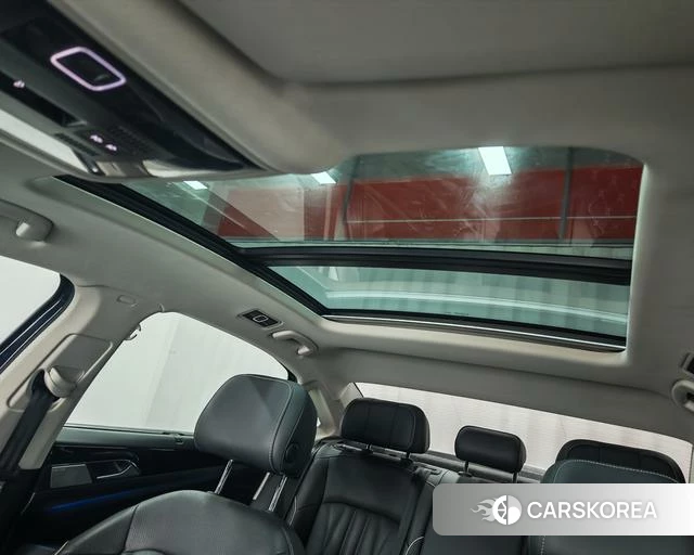 Volkswagen Passat PHEV 2022 Черный из Китая
