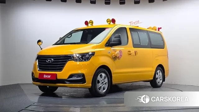 Hyundai The New Grand Starex 2021 Желтый из Кореи