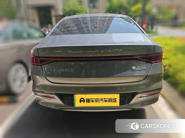 BYD Qin PLUS EV 2023 Темно-серый из Китая