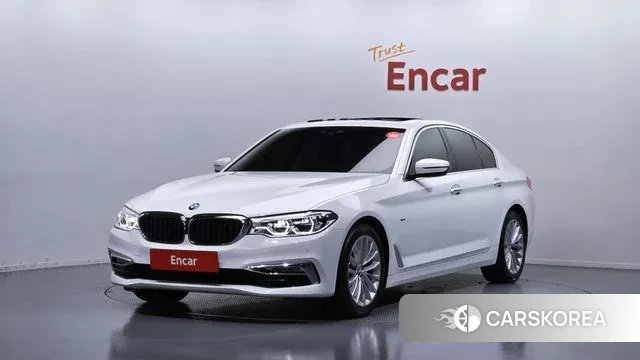 BMW 5 Series (G30) 2018 Белый из Кореи
