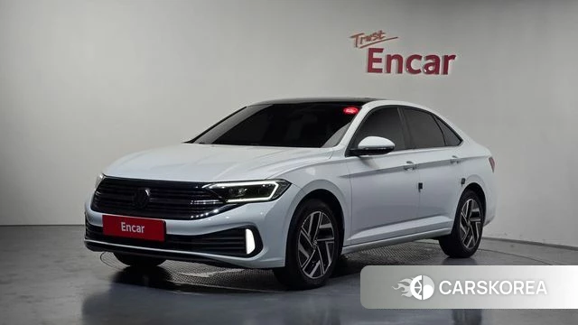 Volkswagen 7th Generation of Jetta 2024 Белый из Кореи