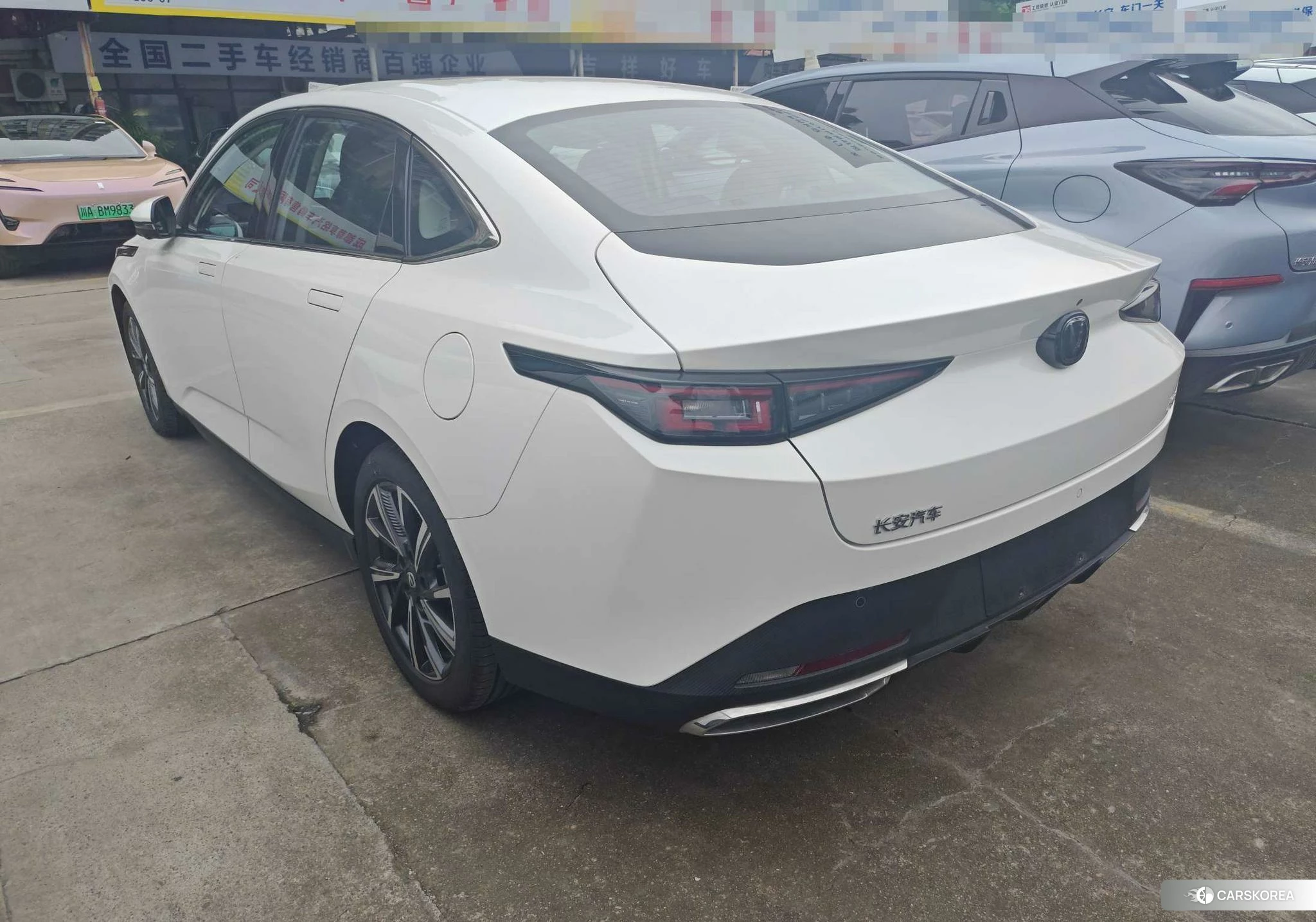Chang'an Yidong 2024 Белый из Китая