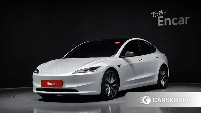 Tesla Model 3 2024 Белый из Кореи
